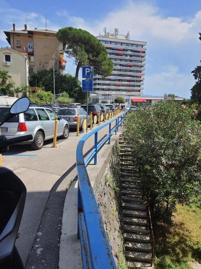 Family Apartment Center Opatija Exterior foto